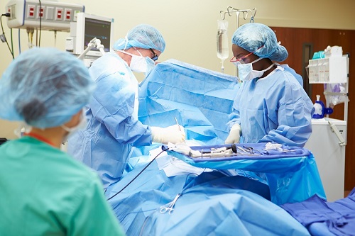 With Enhanced Recovery After Surgery (ERAS), surgeons, anesthesiologists, anesthetists and nurses all work together.